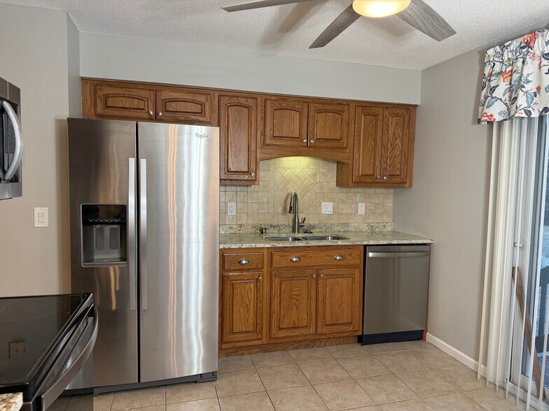 Kitchen 1 - 3309 Winston Dr