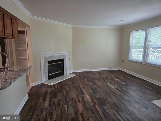 Building Photo - 12119 Salemtown Dr