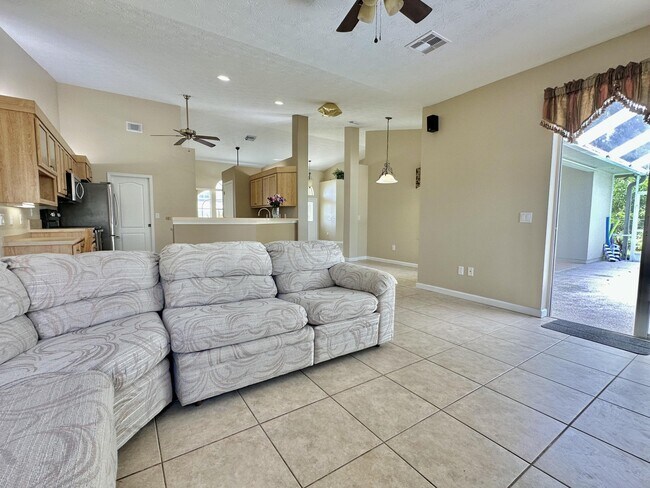 Building Photo - 5399 NW Lamoore Ln