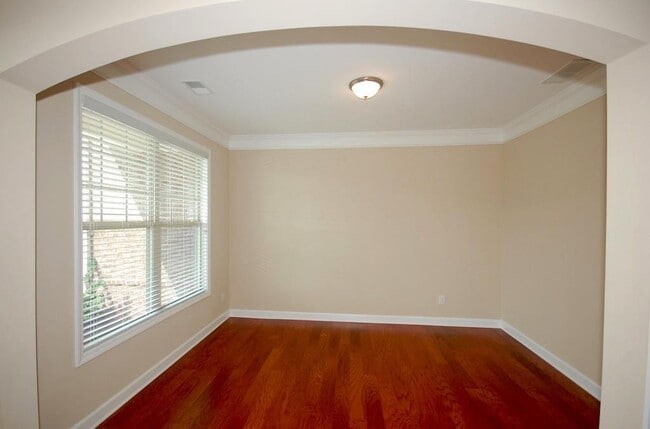 Building Photo - 235 Haney Rd