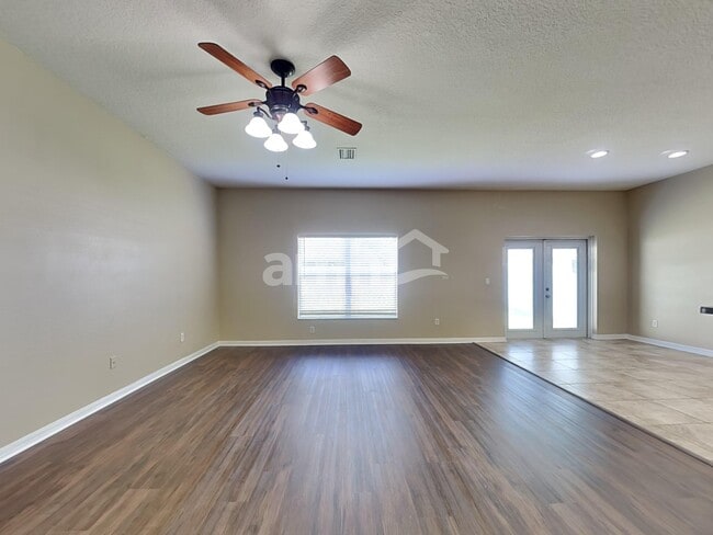 Building Photo - 9820 Jasmine Brook Cir