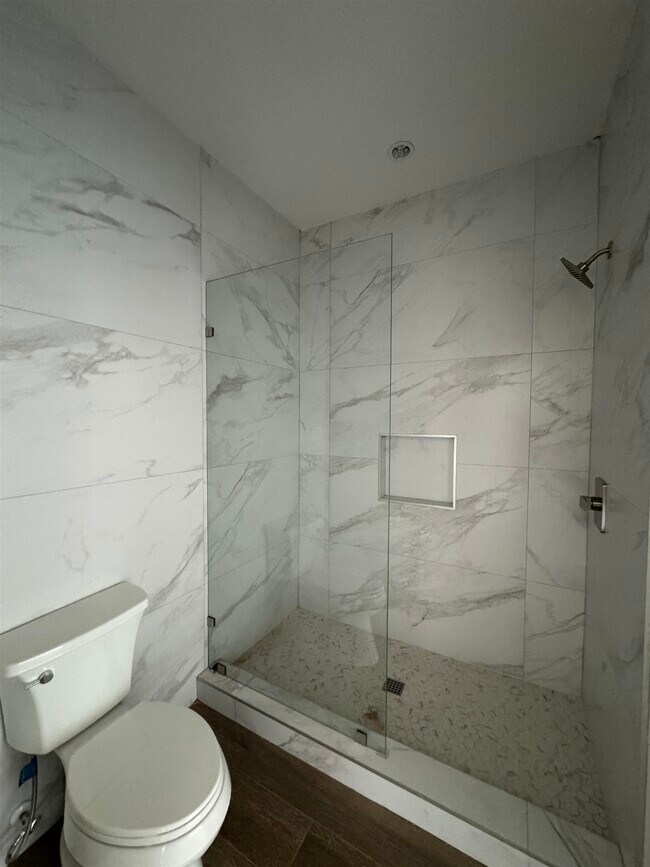 Building Photo - 210 Veracruz Dr