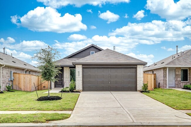 Primary Photo - 6831 Lantana Leaf Ln