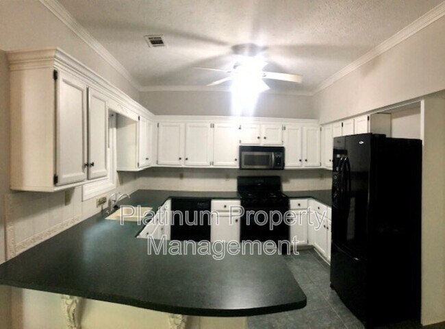 Building Photo - 740 Trellis Pond Ct