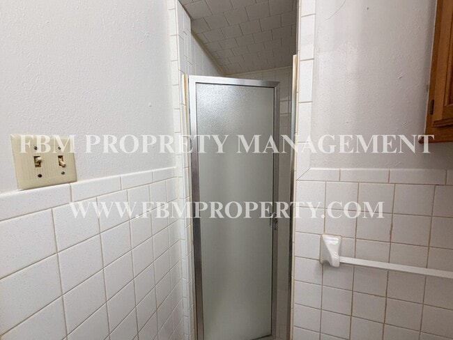 Building Photo - 1608 Nichols St