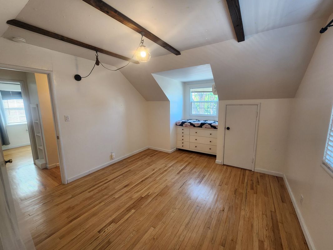 Building Photo - 4118 Cobblestone Dr