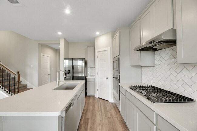 Building Photo - 3308 Bristol Motor Pass