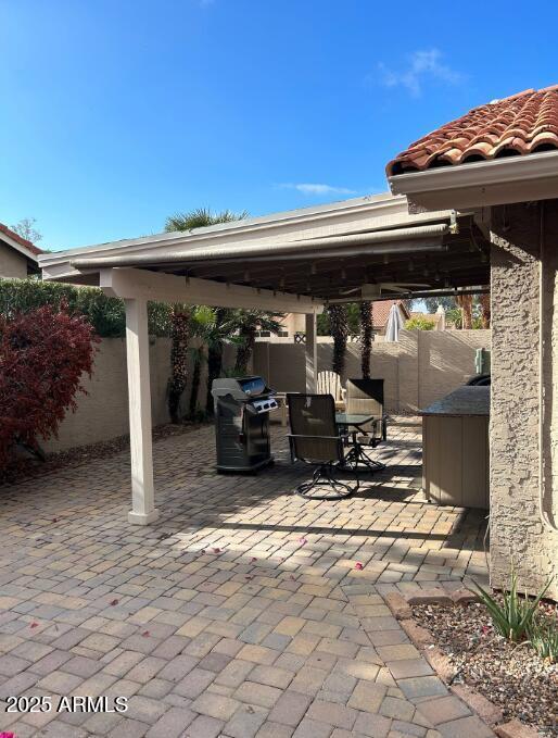 Building Photo - 8845 E Sunnyside Dr