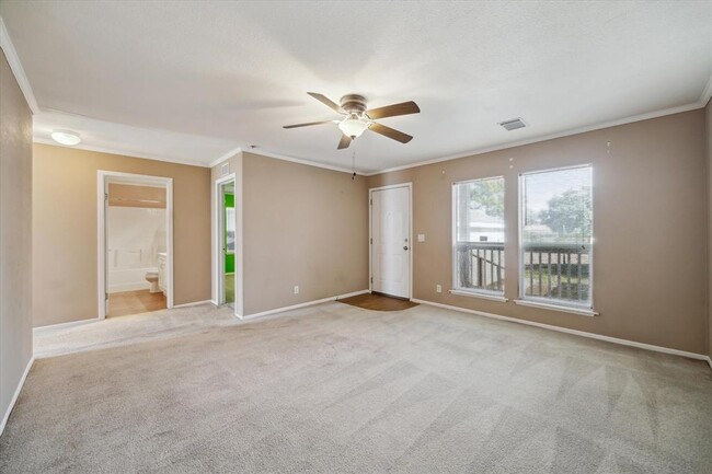Building Photo - 10126 Summerberry Ln