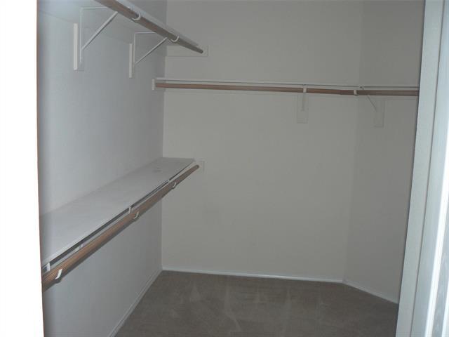 Building Photo - 1619 Northview Dr