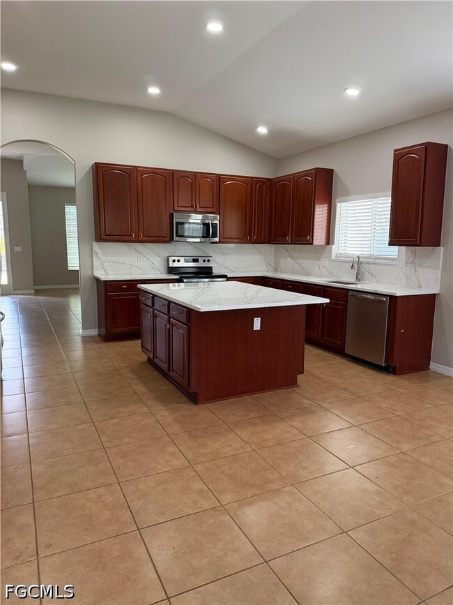 Building Photo - 2461 Sutherland Ct