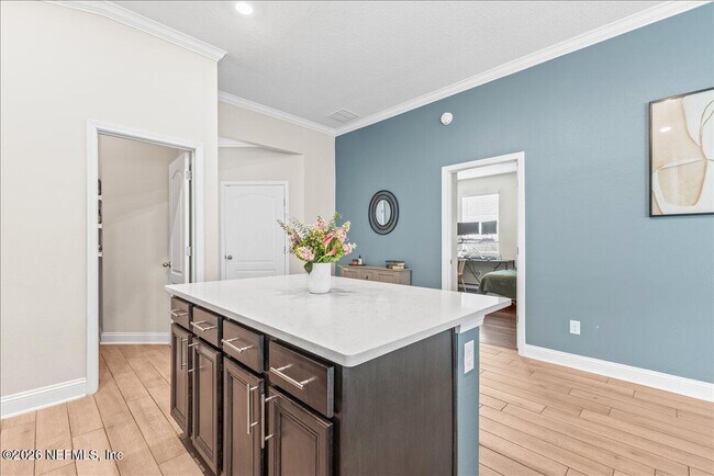 Building Photo - 162 Creekmore Dr