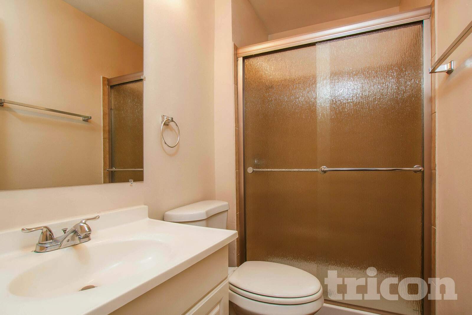 Building Photo - 8610 Pine Shores Dr