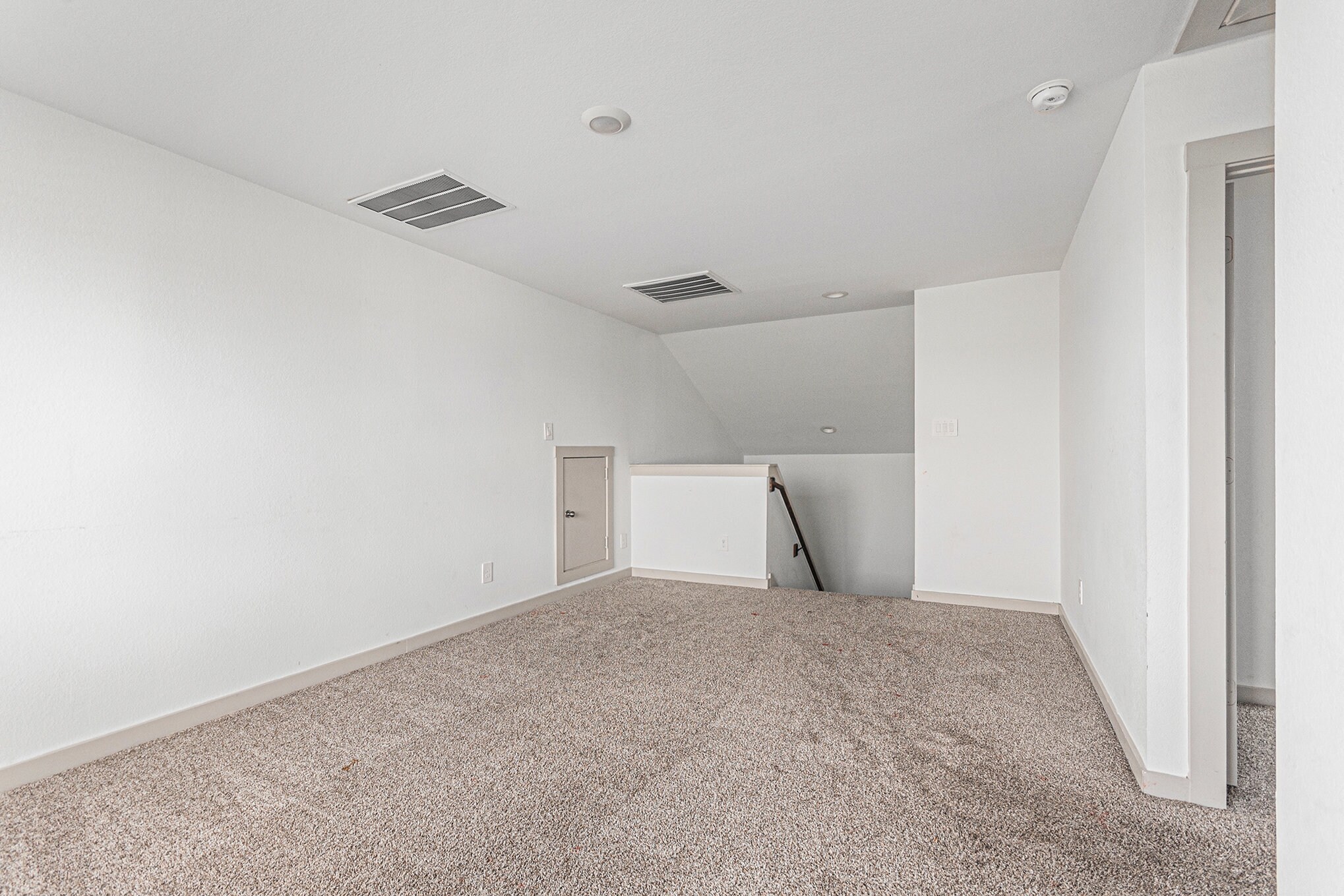 Building Photo - 31 Desert Spring Ln