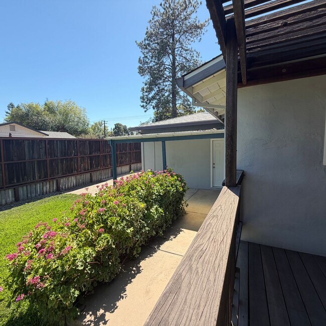 Building Photo - Adorable house with large deck,  yard and RV access