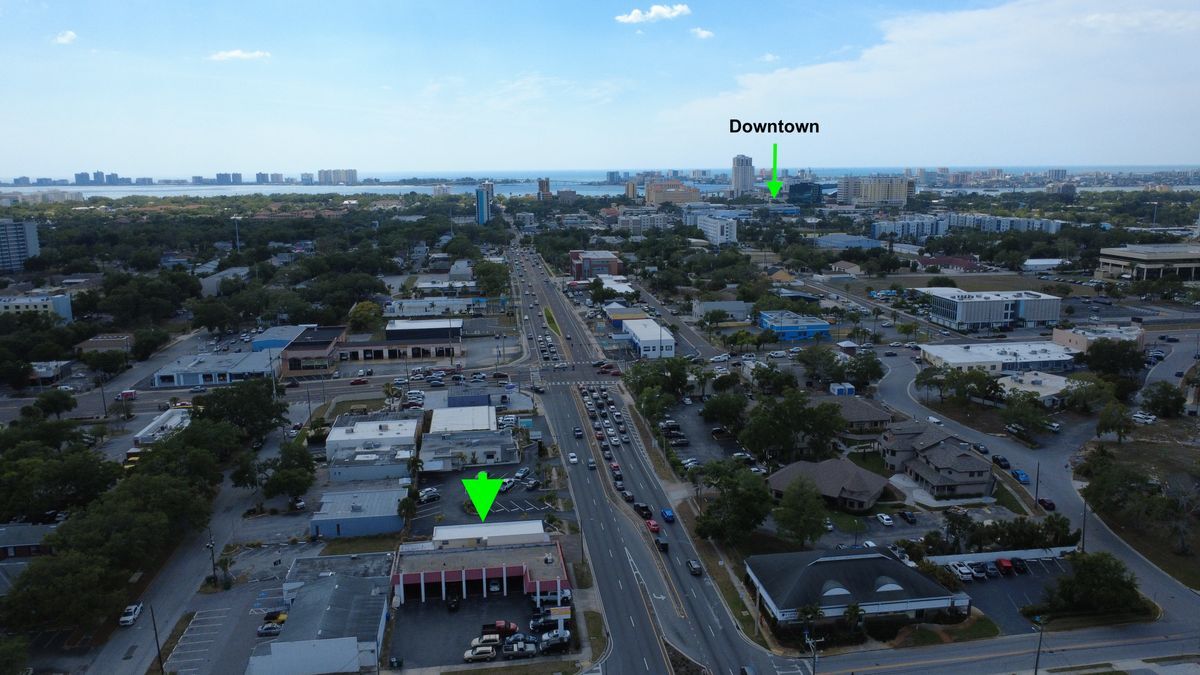 Building Photo - 1221 Court St