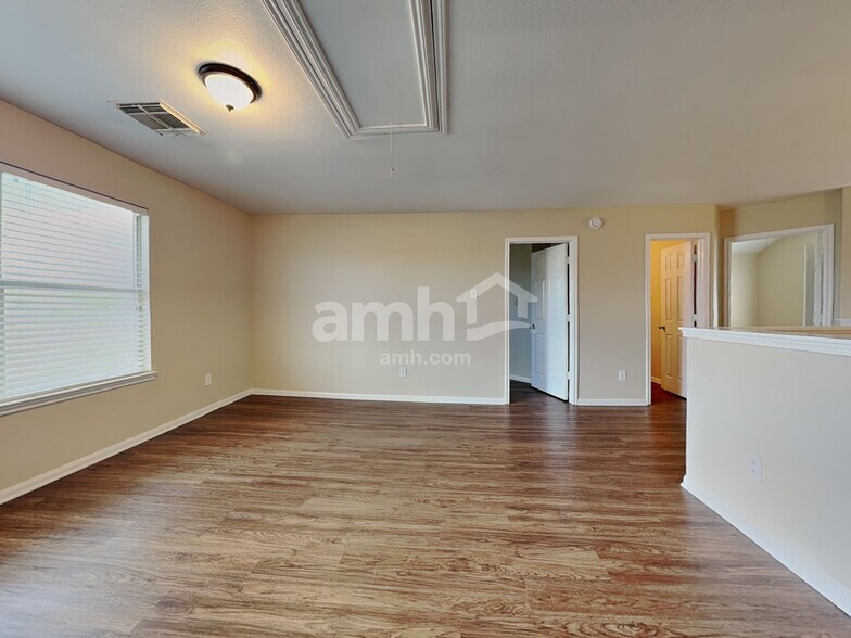 Building Photo - 17022 Sperry Landing Dr