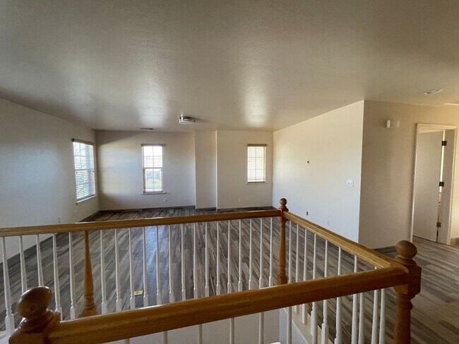 Building Photo - 4143 Canopy Ct