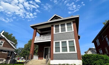 Building Photo - 2642 Madison Rd
