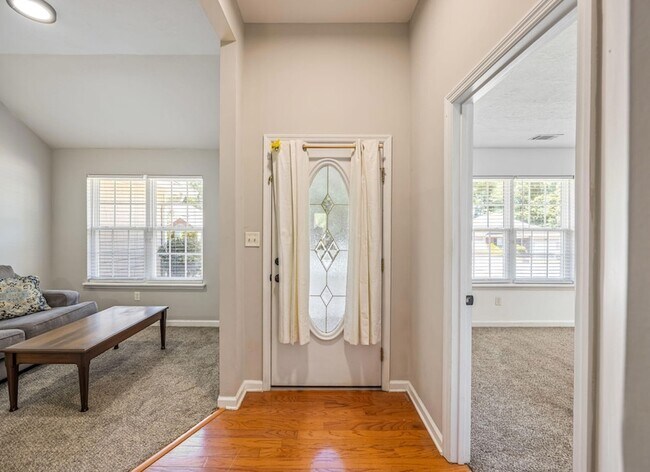 Building Photo - 2056 Sylvan Lake Dr