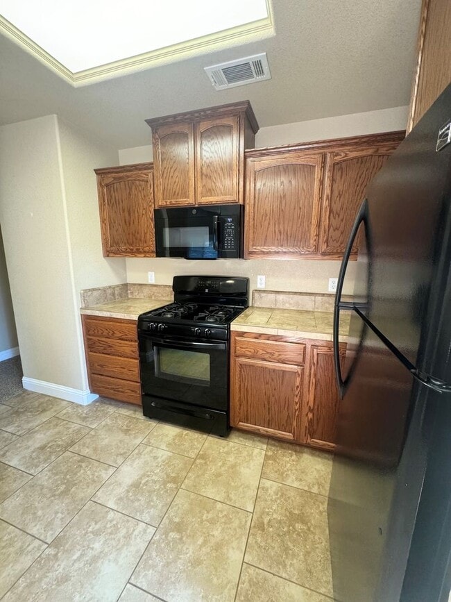 Building Photo - Beautiful Home in Windsor Estates