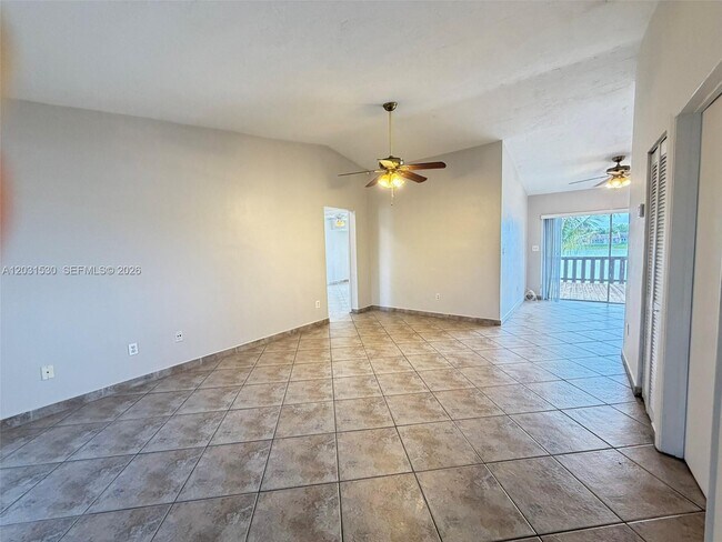 Building Photo - 11760 SW 123rd Ave
