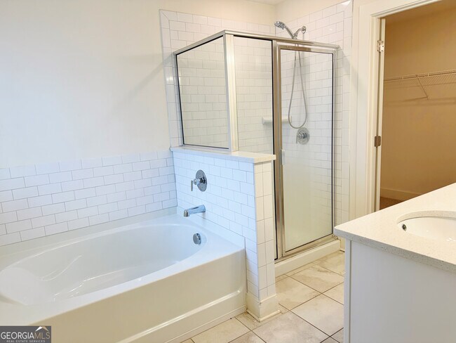 Building Photo - 123 S Auburn Lndg Pl