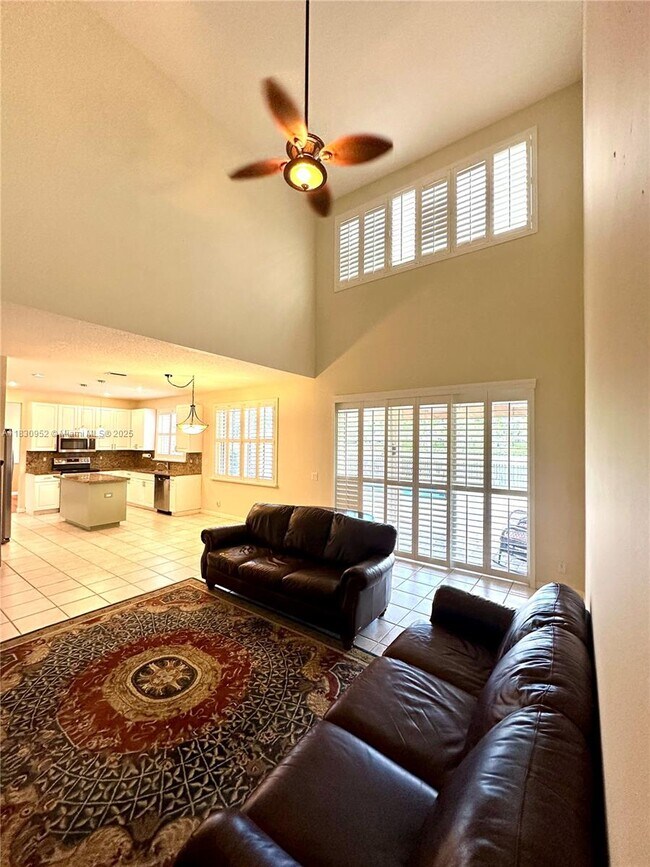 Building Photo - 3844 Falcon Ridge Cir