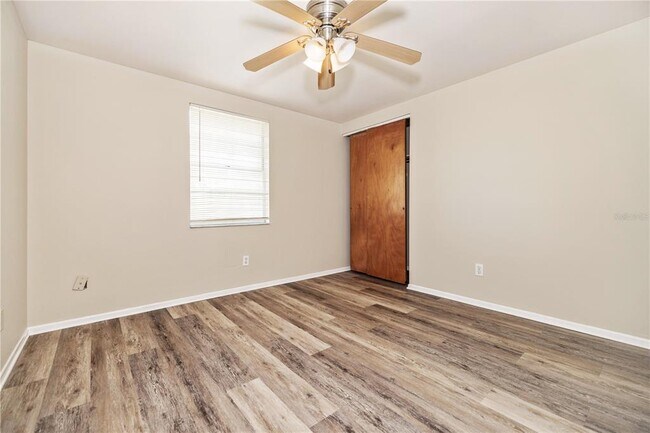 Building Photo - 3631 Anderson Ave