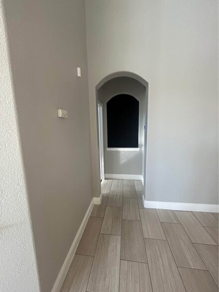 Building Photo - 416 Cypress Hill Dr