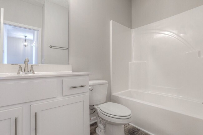 Building Photo - BRAND NEW 3 Bed 2 Bath Home with Fenced in...