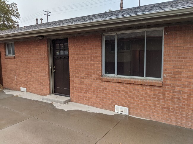 Building Photo - Osceola Duplex