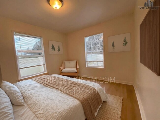 Building Photo - Cozy 2bed 1Bath with fenced backyard in Kent!