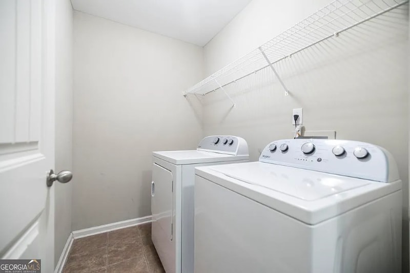 Building Photo - 118 Great Oak Way