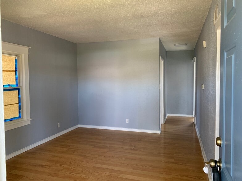 Building Photo - 7642 Fairham Ave