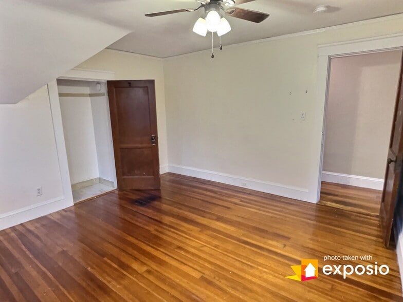 1st bedroom - 105 Wheeler Ave
