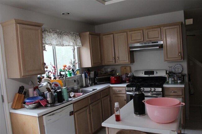 Building Photo - 810 Minturn Ln