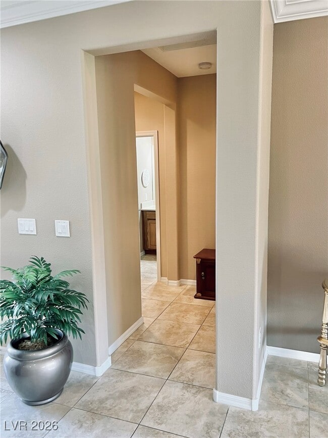 Building Photo - 2192 Canyonville Dr