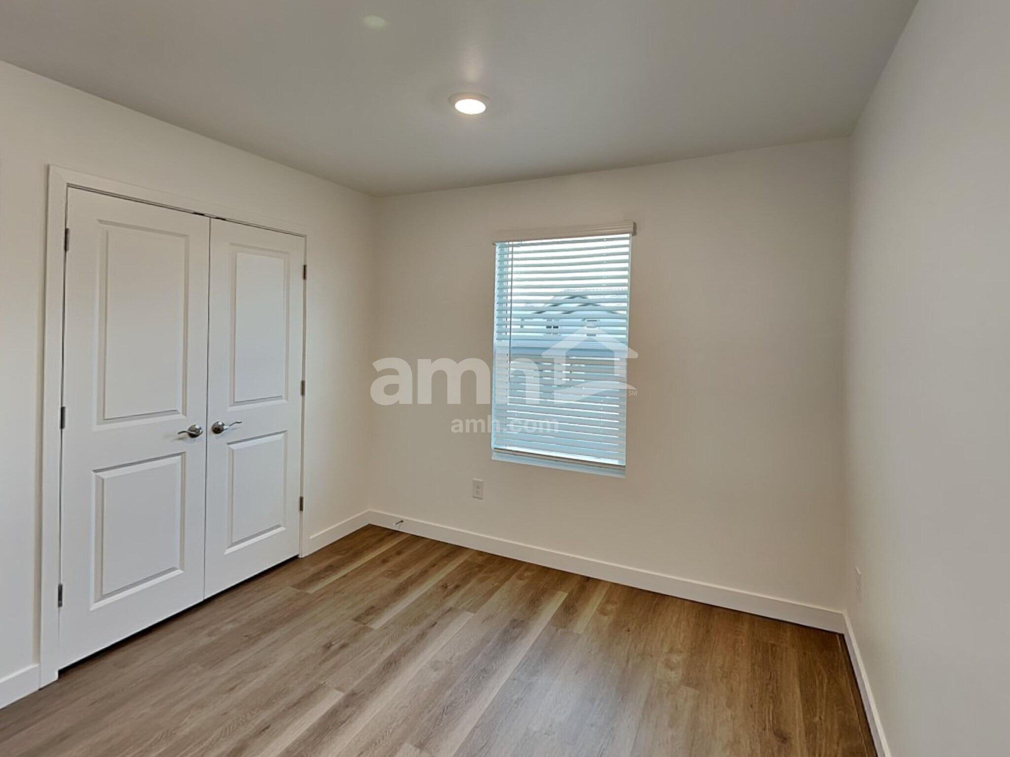 Building Photo - 9629 E Friedel Dr