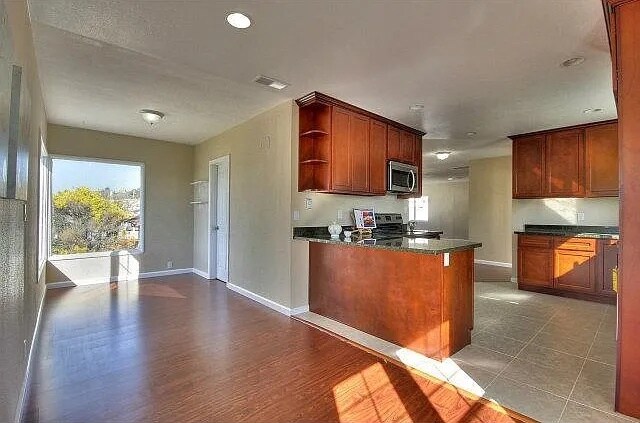 Building Photo - 8109 Ney Ave