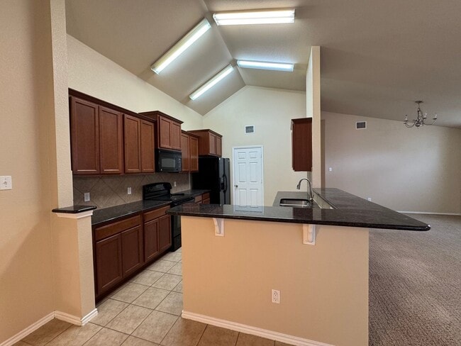 Building Photo - 6908 Golden Oak Ln