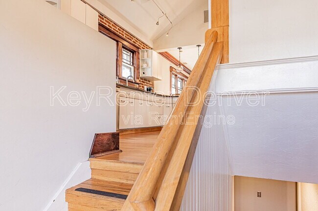 Building Photo - 740 S Corona St