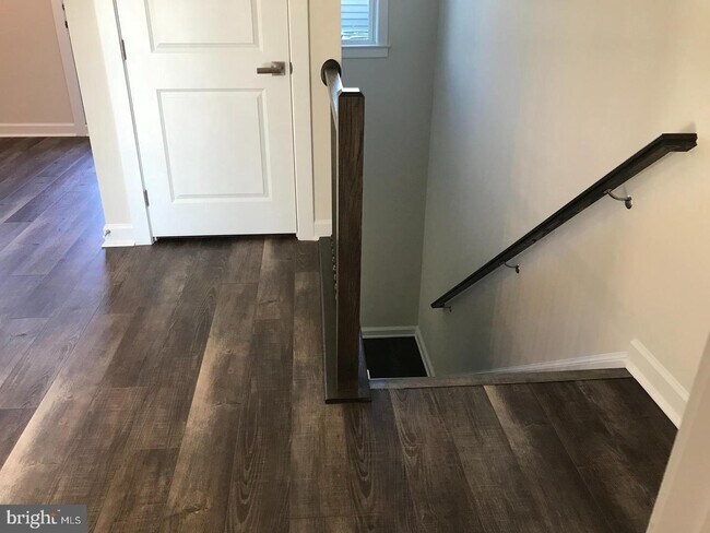 Building Photo - 12992 Hattontown Square