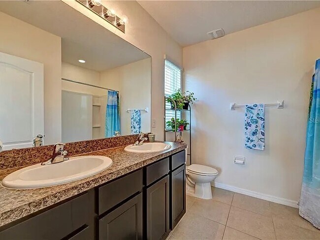 Building Photo - 4411 Lindever Ln