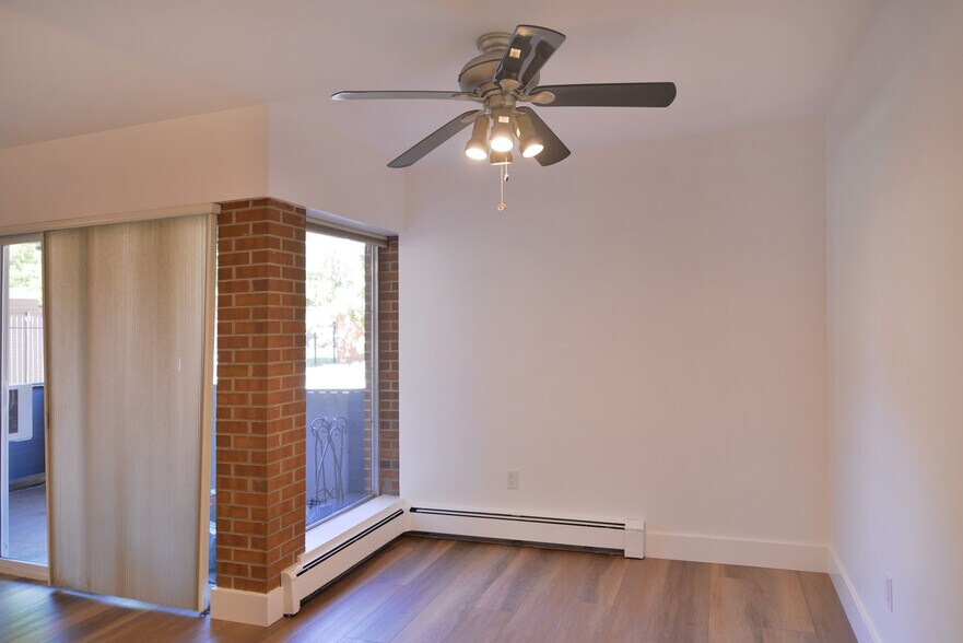 DINING - 620 Mathews St