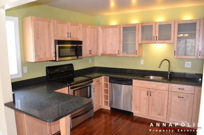 Building Photo - 227 dewey drive