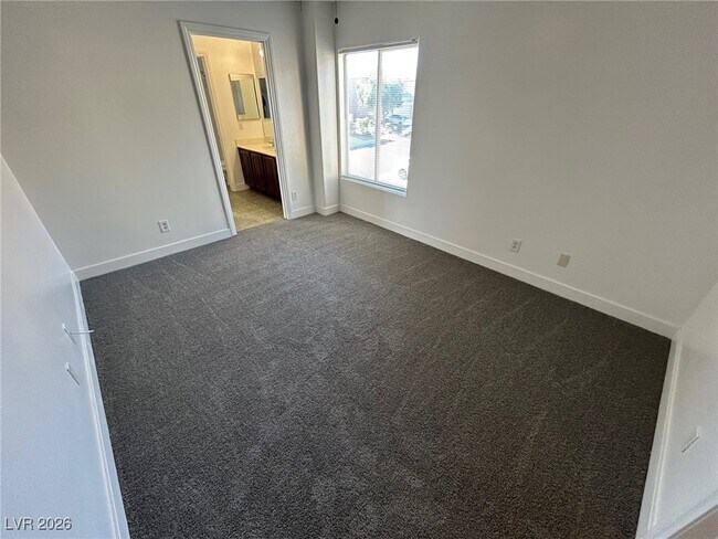 Building Photo - 554 Twilight Blue Ave