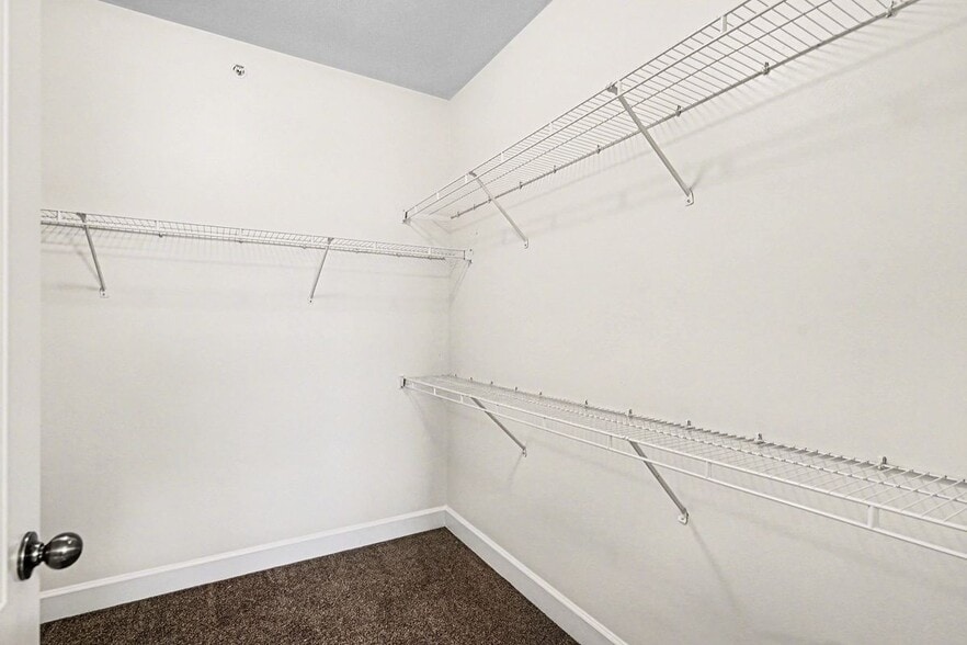 Building Photo - 6440 Borasco Dr