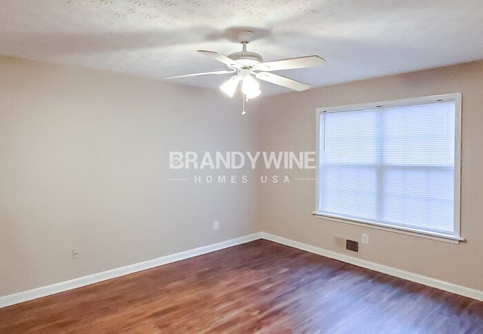 Building Photo - 235 Winston Dr