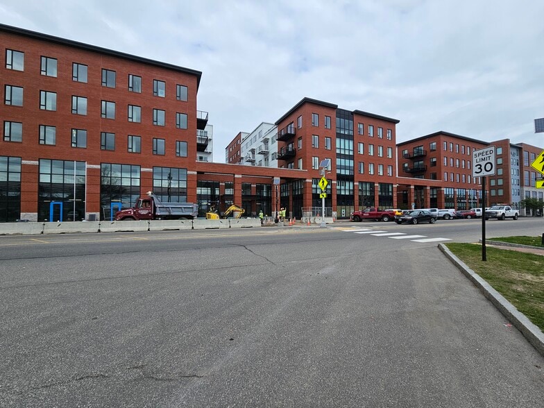 Building Front View - 383 Commercial St